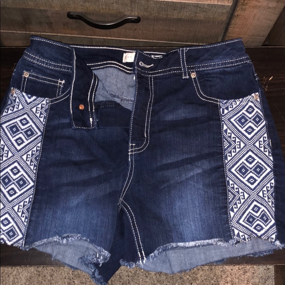 Cute blue jean shorts